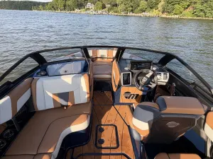 2023-malibu-wakesetter-23-lsv-139750-image3.webp