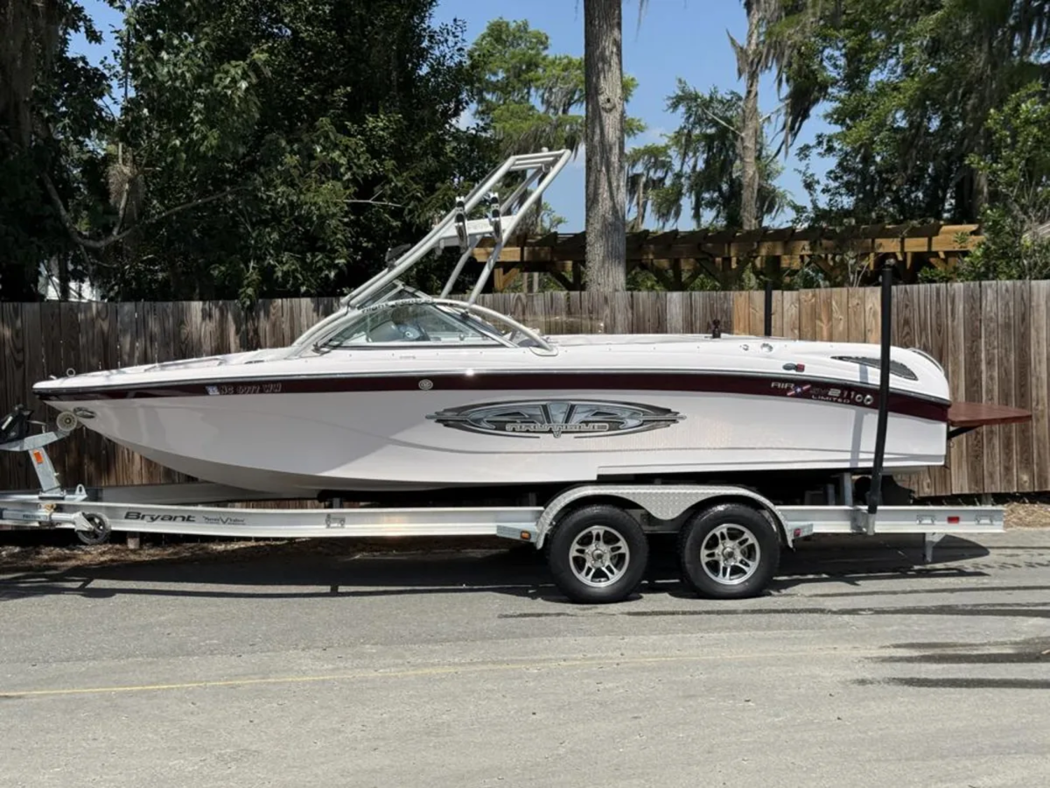 2004 Air Nautique SV211