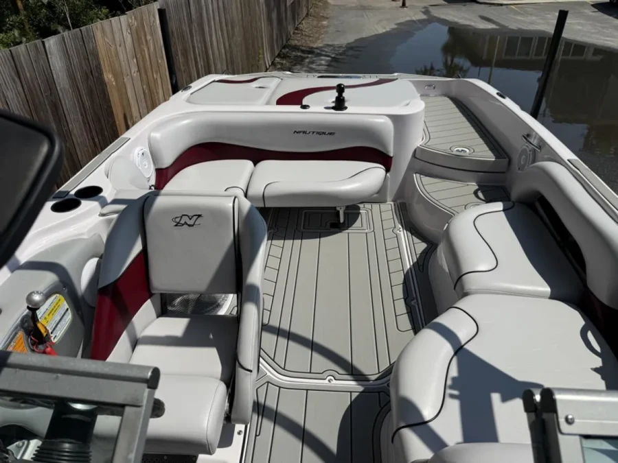 2004-nautique-air-nautique-sv-211-139751-image4.webp