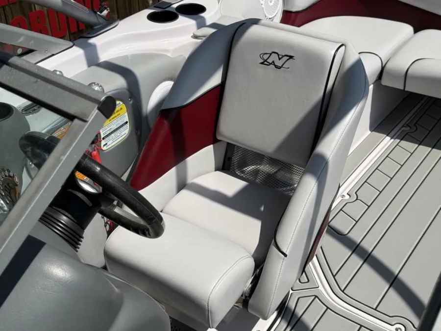 2004-nautique-air-nautique-sv-211-139751-image7.webp