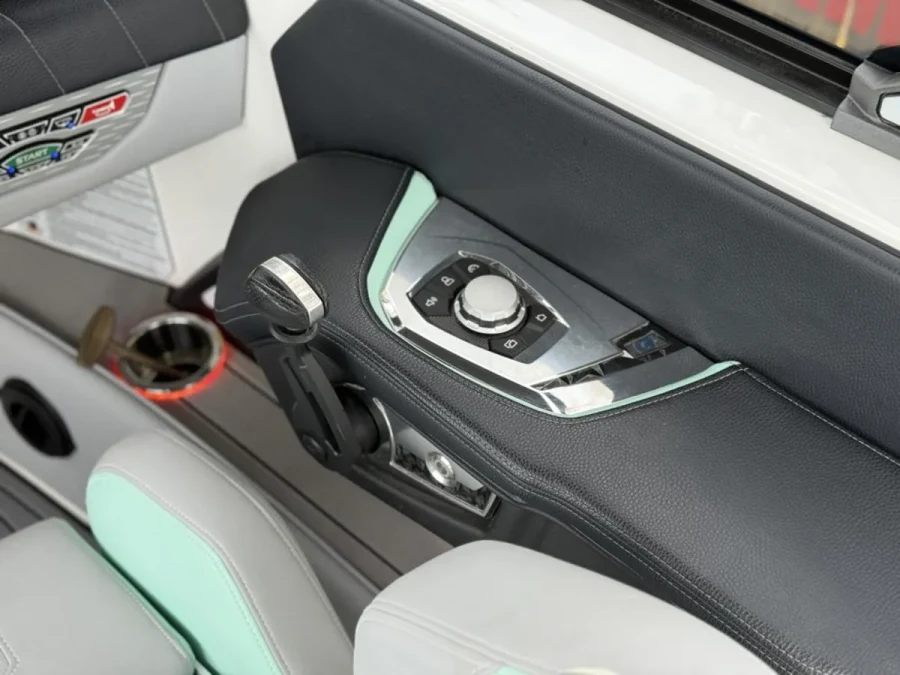 2023-nautique-g23-139754-image7.webp