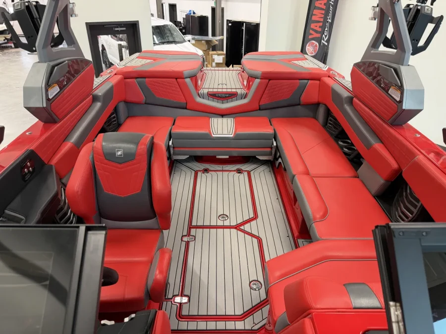 2021-nautique-g23-139787-image6.webp