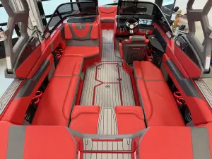 2021-nautique-g23-139787-image7.webp