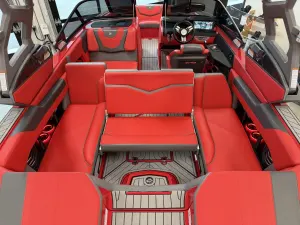 2021-nautique-g23-139787-image8.webp