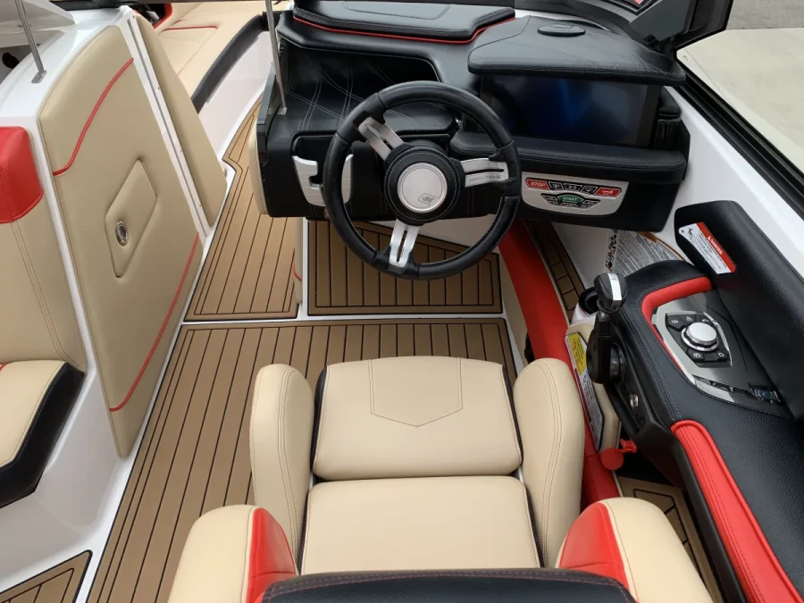 2019-nautique-g25-139804-image8.webp