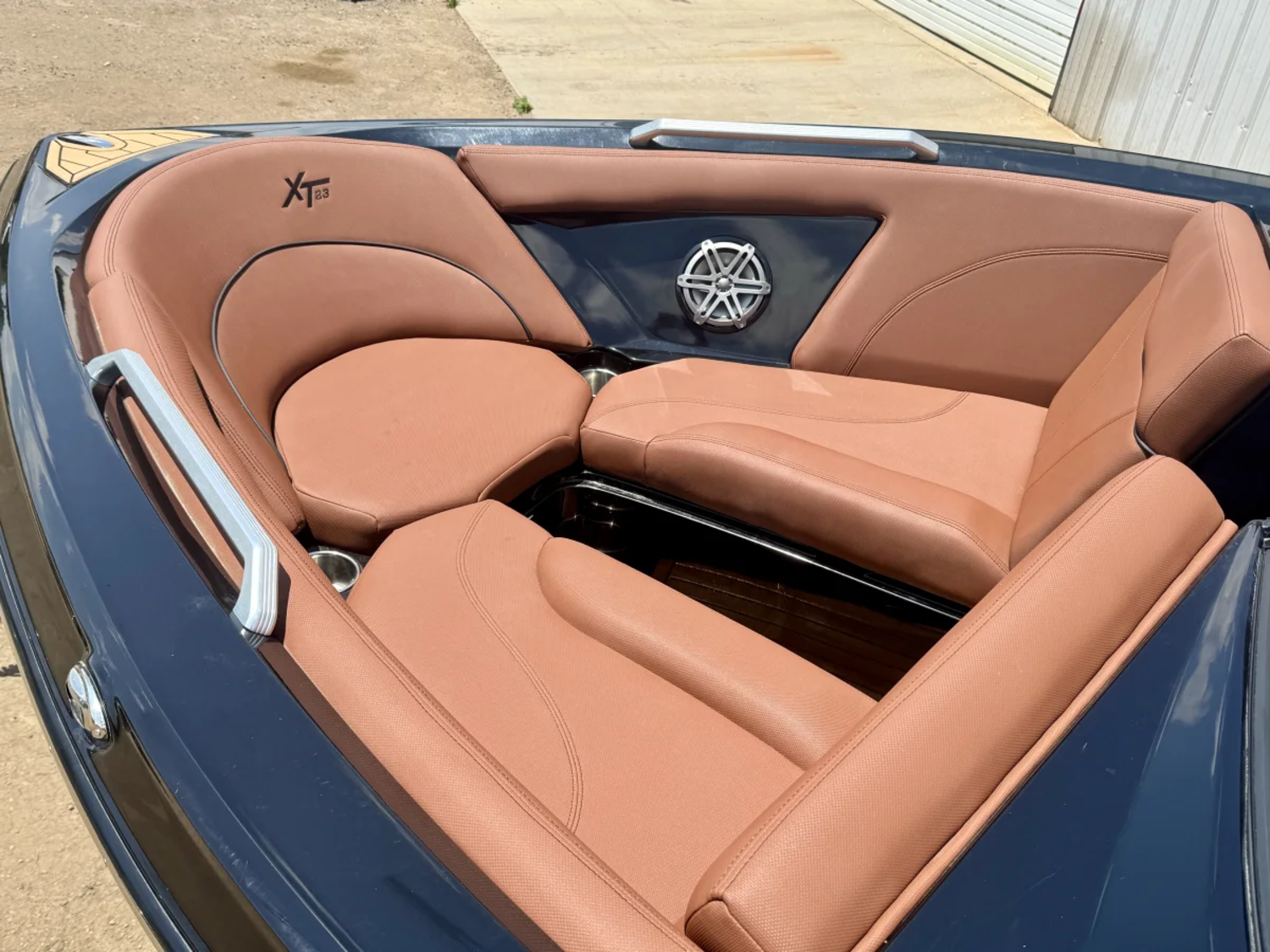 2017 MasterCraft XT23 - 54 Hours