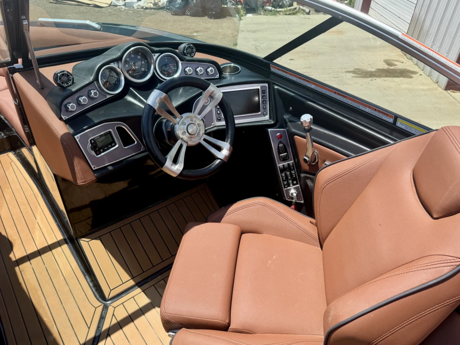 2017 MasterCraft XT23 - 54 Hours