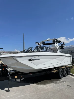 2021-nautique-g25-94835-image0.webp