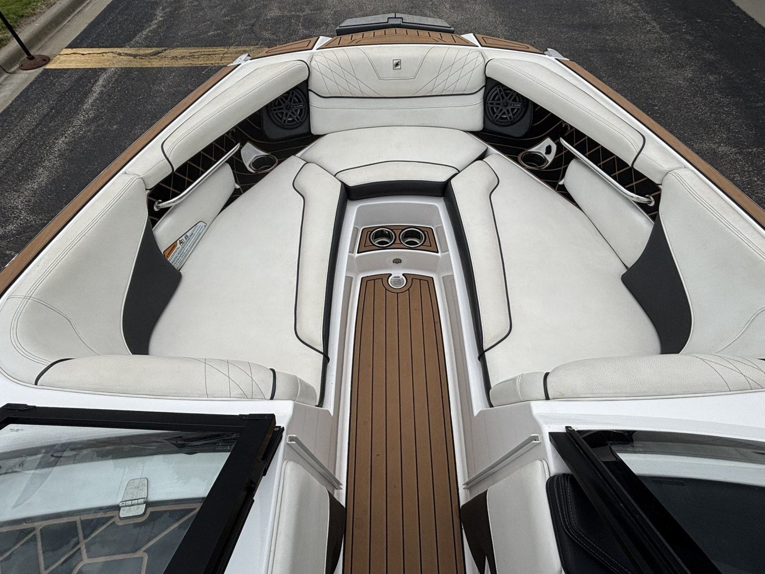 2020 Nautique GS24