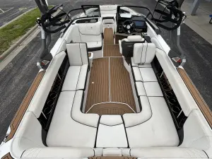 2020-nautique-gs24-139477-image4
