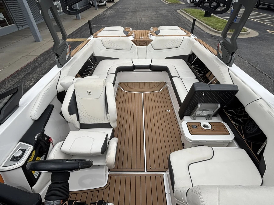 2020-nautique-gs24-139477-image6