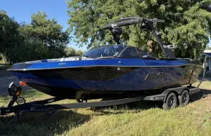2025-malibu-wakesetter-23-lsv-139846-image0.webp