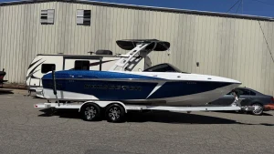 2016-malibu-wakesetter-25-lsv-139847-image0.webp
