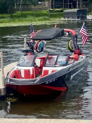 2020-nautique-g23-139851-image0.webp