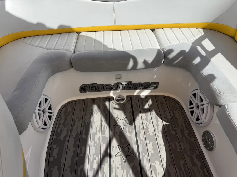 2004-mastercraft-x-star-139853-image19.webp