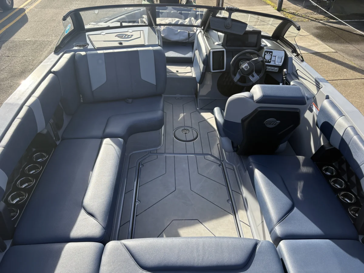 2023 Malibu 21LX