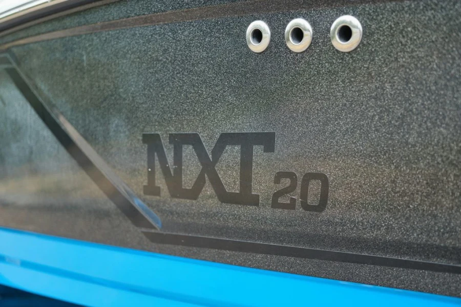 2016-mastercraft-nxt20-139897-image17