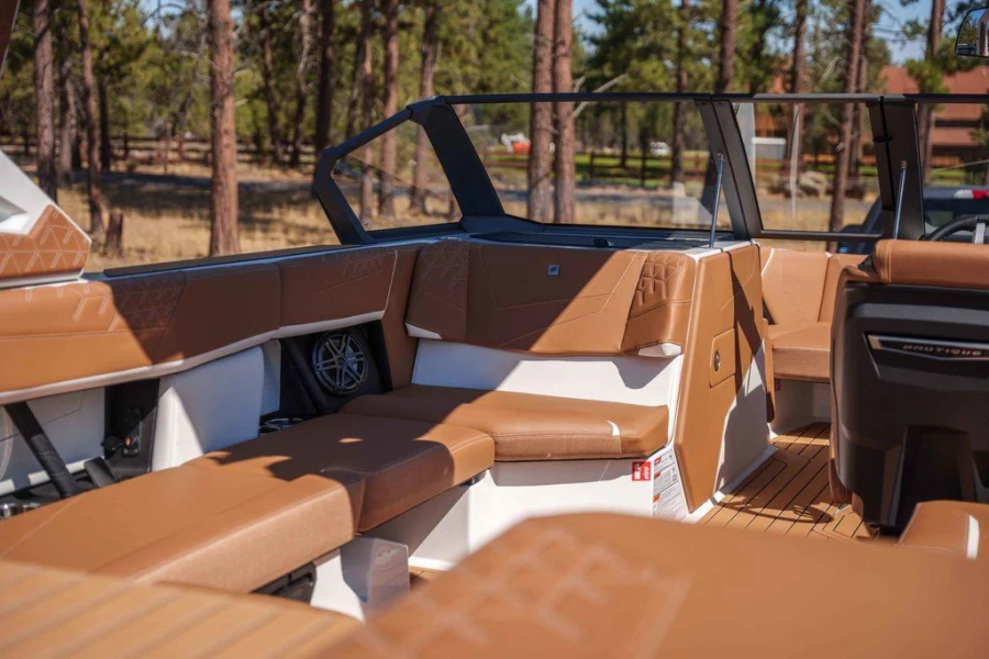 2027-nautique-s23-139898-image16