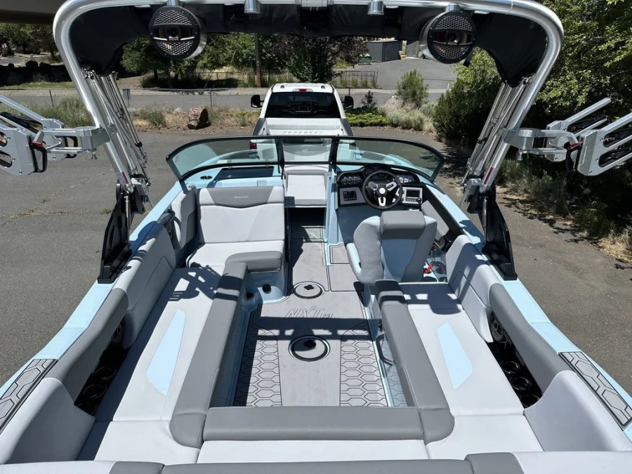 2023-mastercraft-nxt23-139905-image16