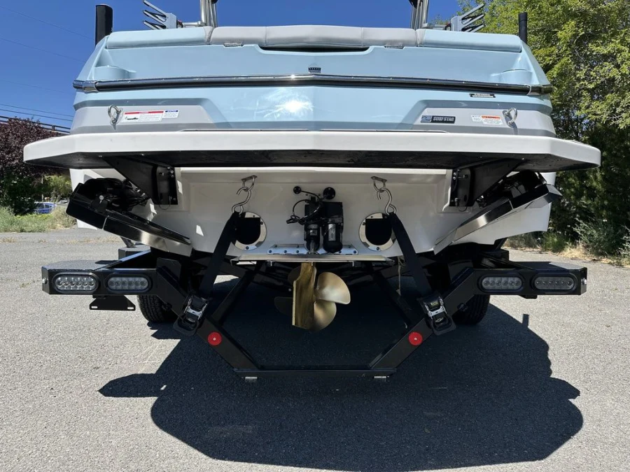 2023-mastercraft-nxt23-139905-image8