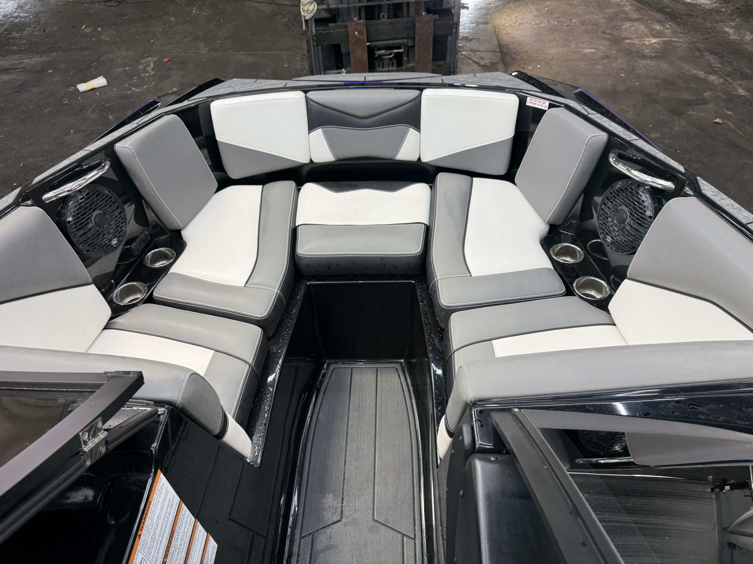 2020 Supreme ZS 232