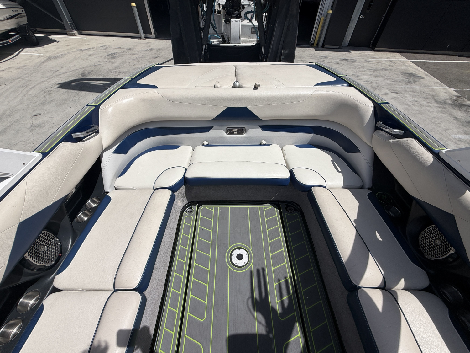 2014 Malibu 23 LSV