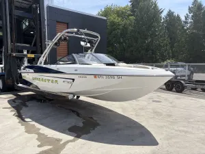 2014-malibu-wakesetter-23-lsv-139910-image9