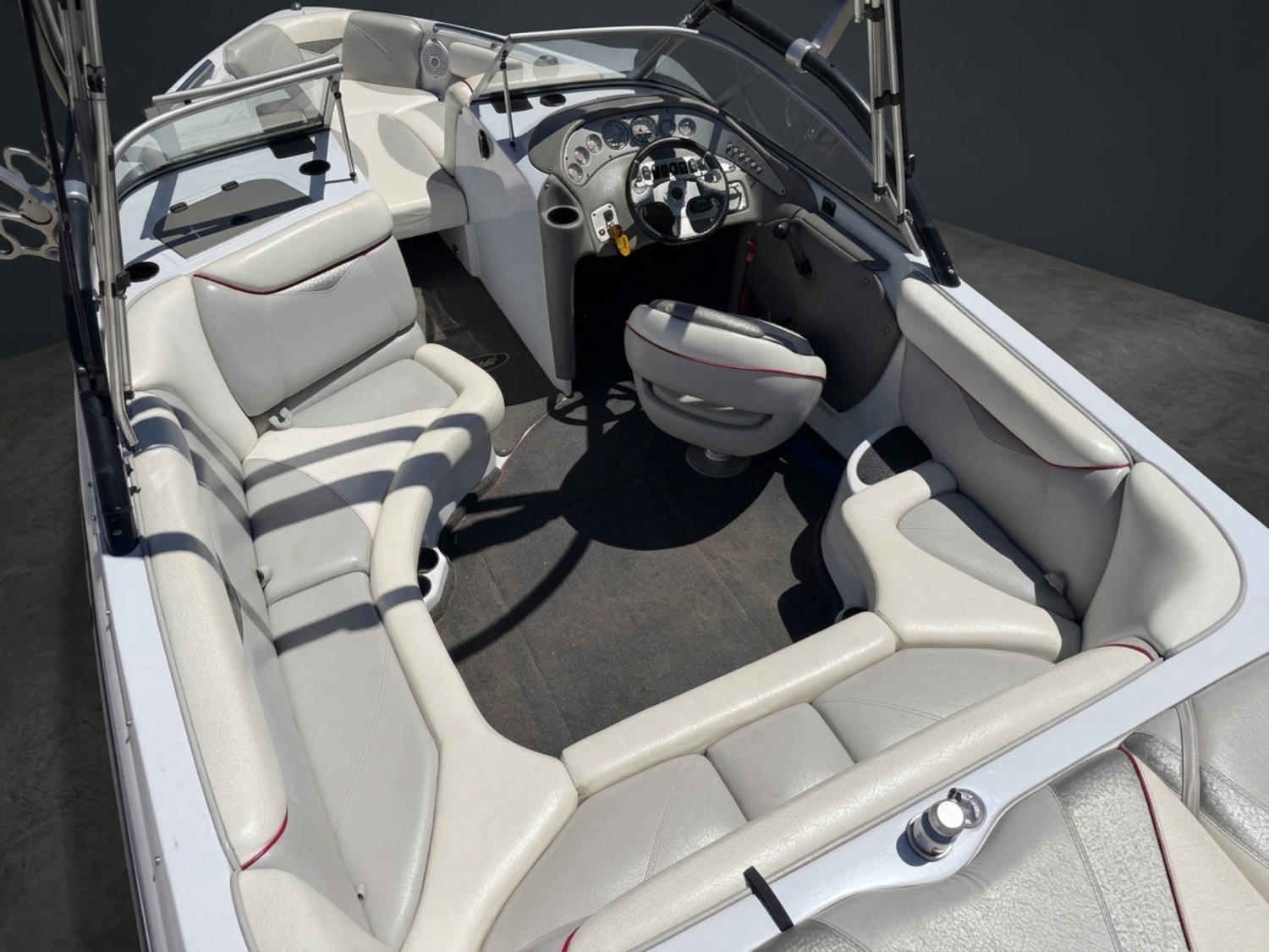 2005 Tige boats 22V