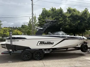 2020-malibu-wakesetter-23-lsv-139918-image3.webp