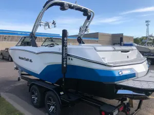 2020-mastercraft-nxt22-139924-image4