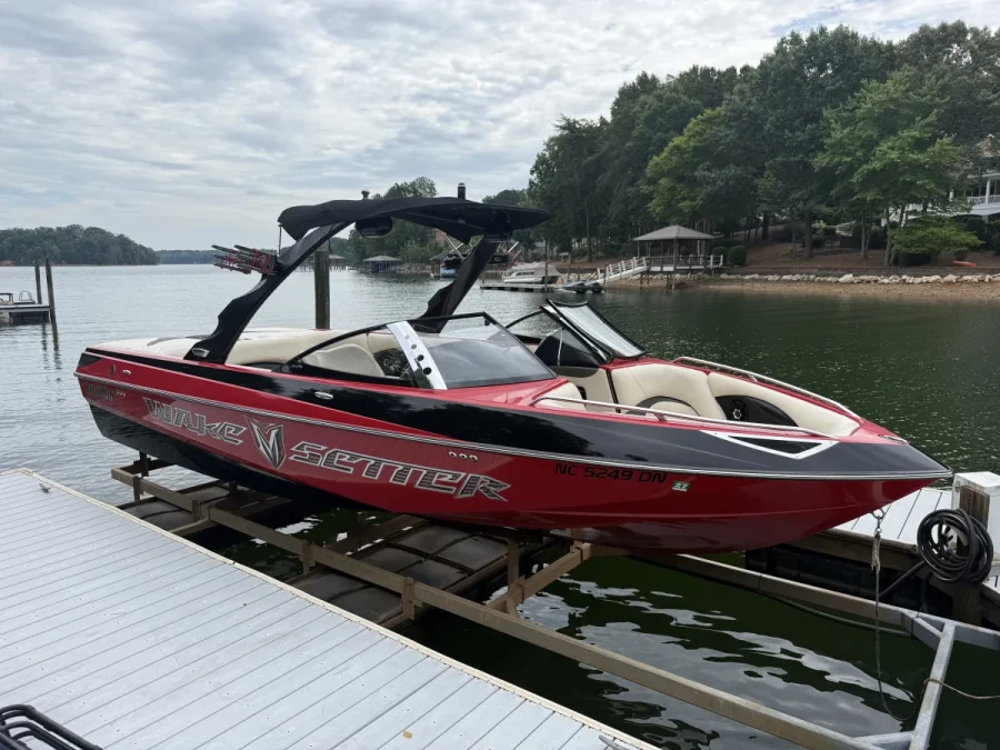 2008-malibu-wakesetter-23-lsv-139949-image1.webp