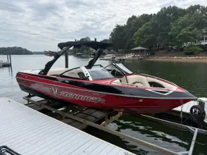 2008-malibu-wakesetter-23-lsv-139949-image1.webp
