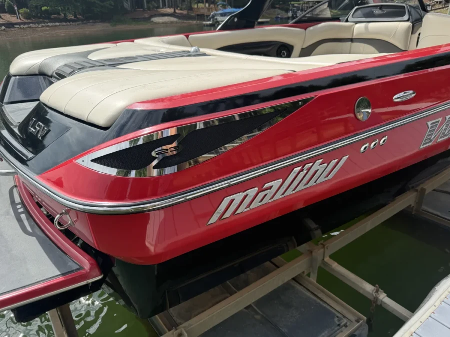2008-malibu-wakesetter-23-lsv-139949-image2.webp