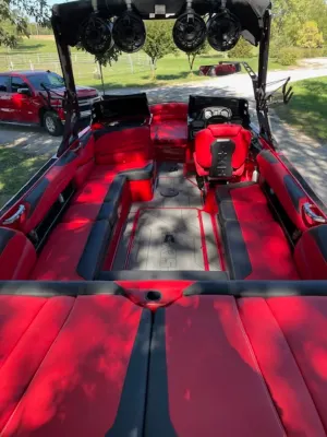 2019-axis-a24-139979-image2.webp