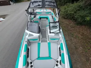2021 Axis A24 Icon