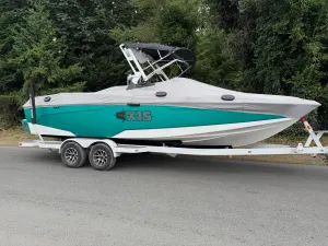 2021 Axis A24 Icon
