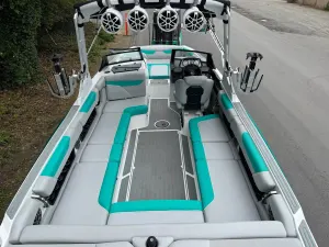 2021-axis-a24-131511-image3.webp