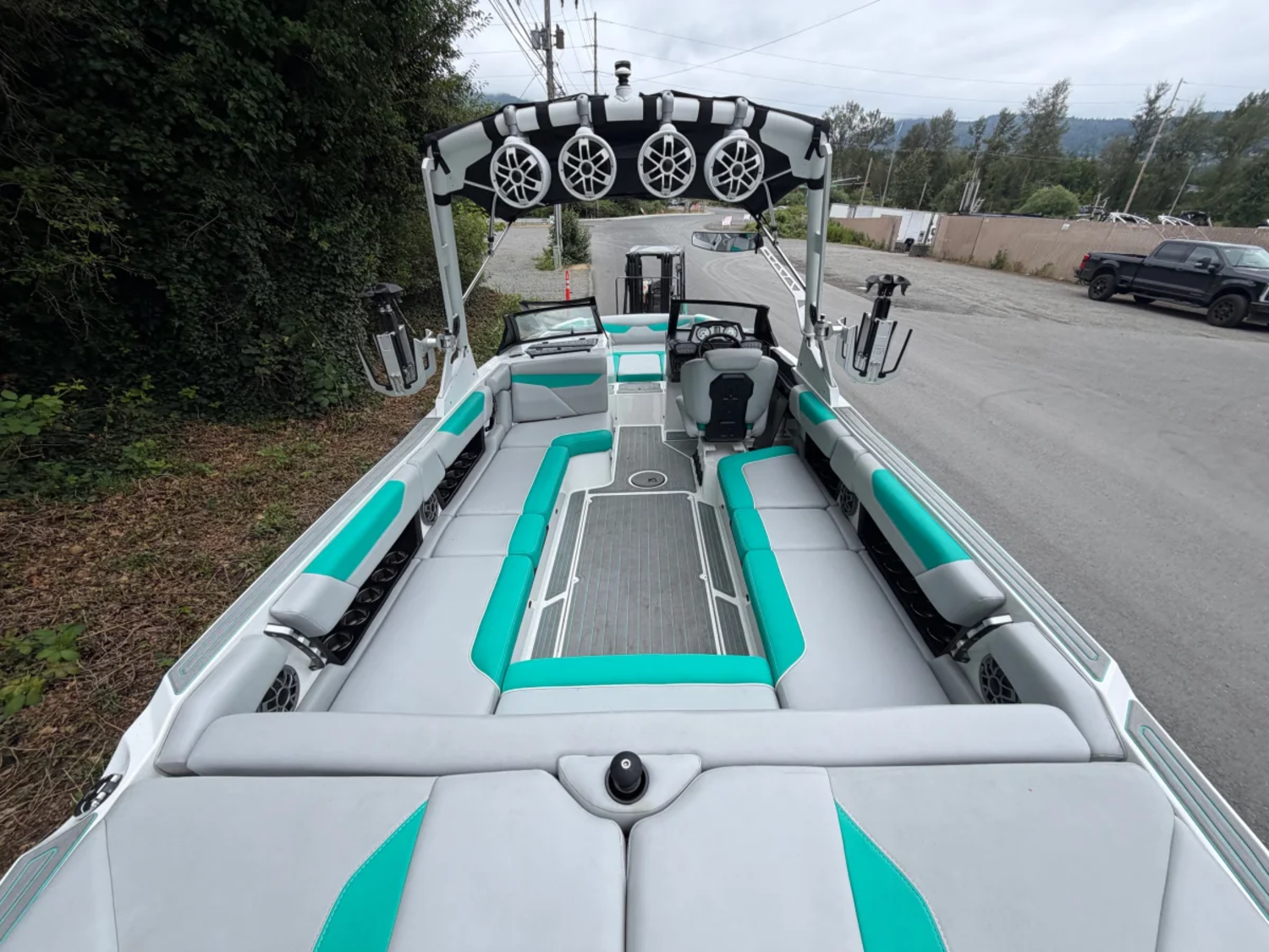 2021 Axis A24