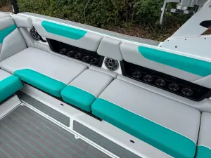 2021 Axis A24 Icon