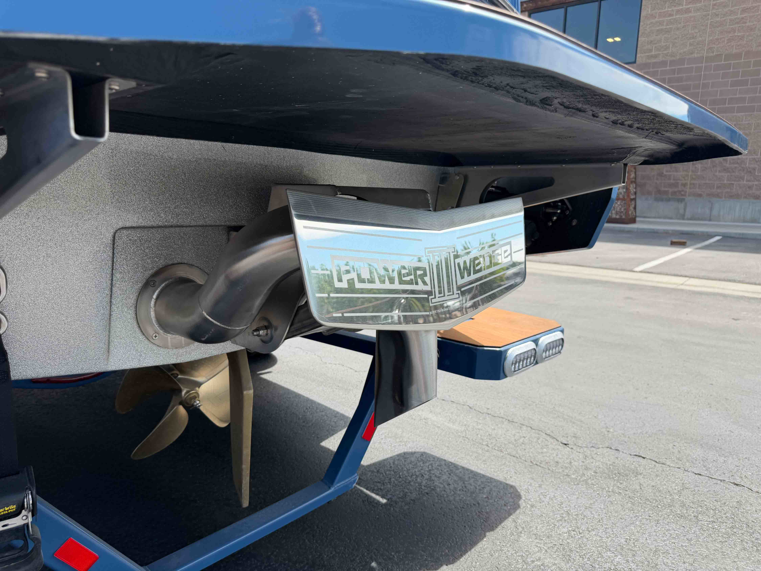 2026 Axis Wake Research T235