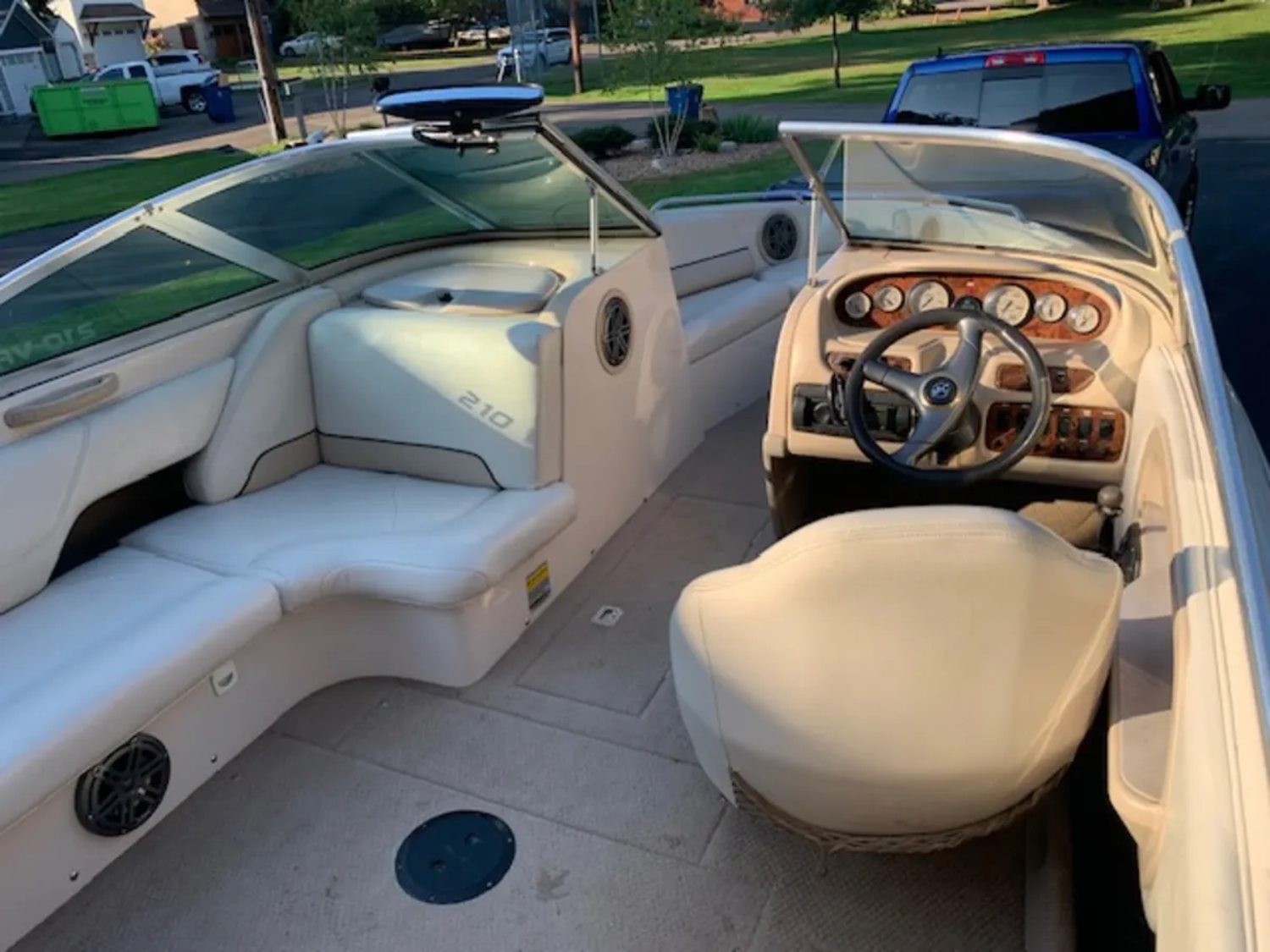1999 Mastercraft Boats Maristar 210