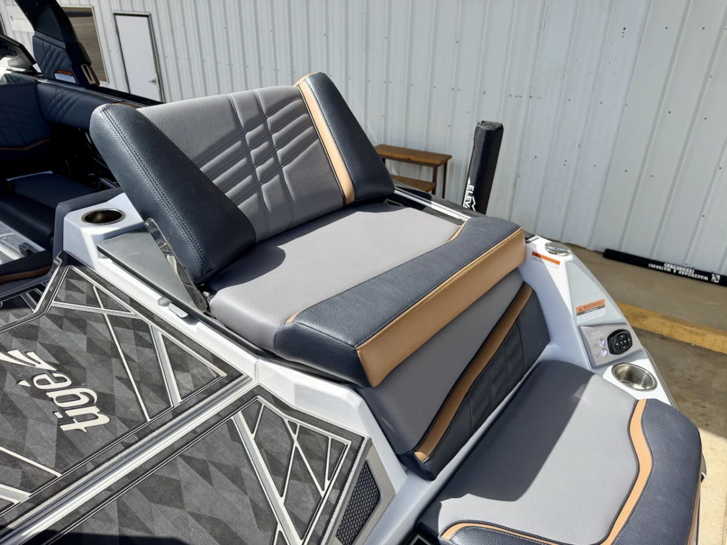 2025 Tige Ultre