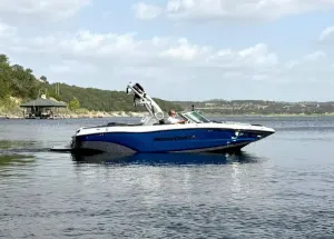 2019-mastercraft-xt22-140025-image0.webp