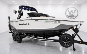 2025-mastercraft-x24-140027-image0.webp