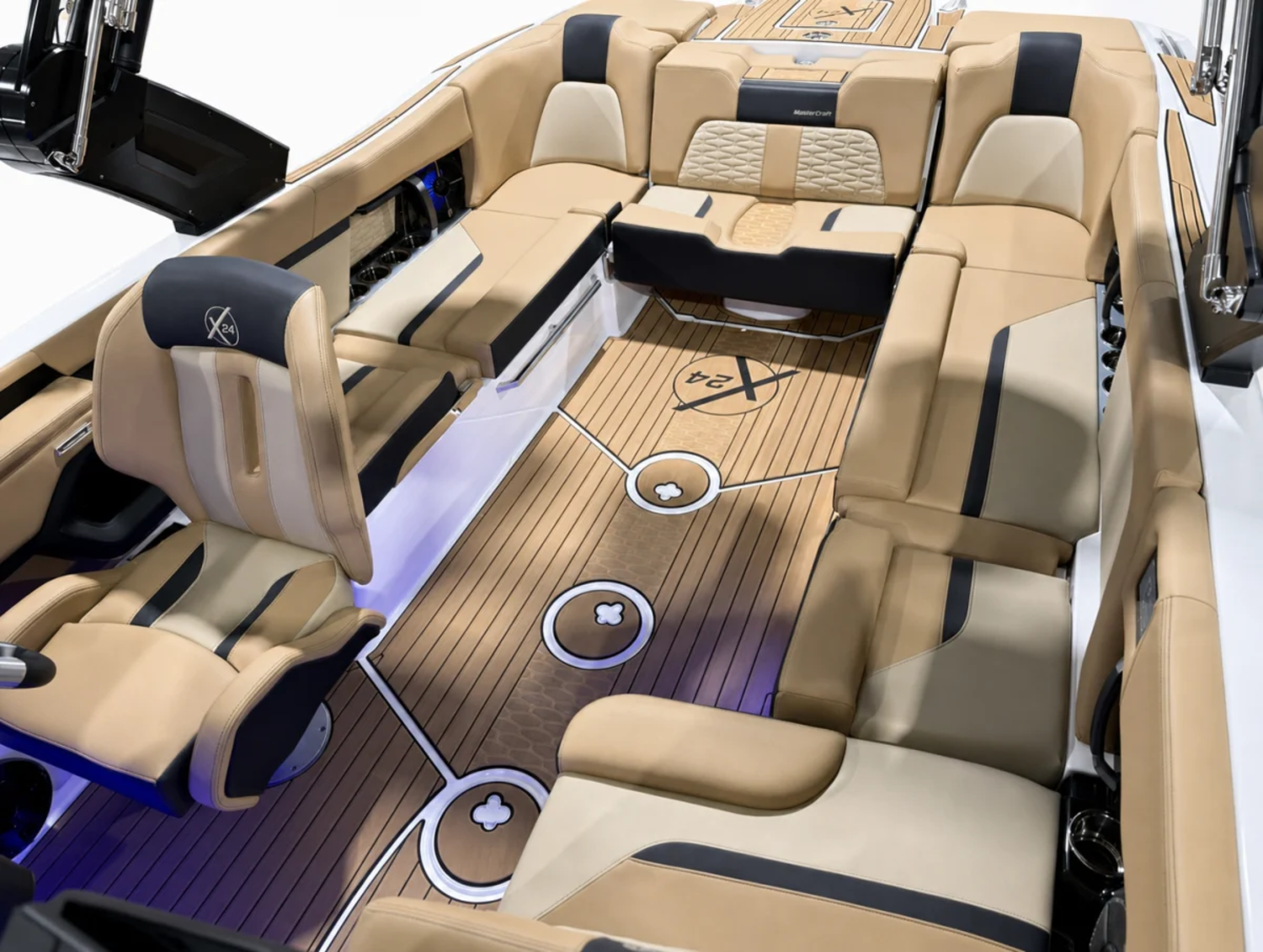 2025 Mastercraft X24 - LIKE NEW