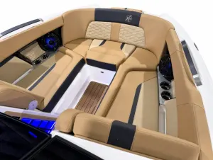 2025-mastercraft-x24-140027-image6.webp