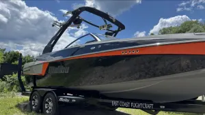 2017-malibu-wakesetter-22-mxz-140034-image1.webp