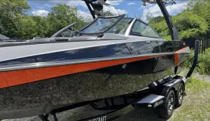 2017-malibu-wakesetter-22-mxz-140034-image9.webp