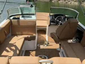 2021-mastercraft-xt22-140039-image23.webp