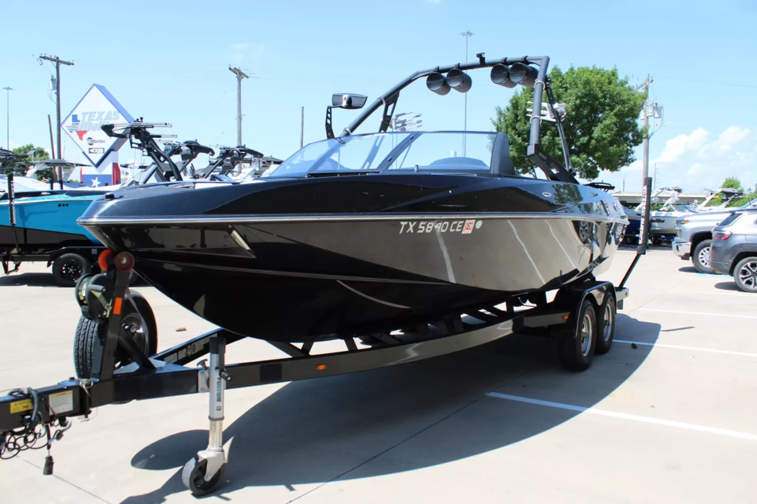 2014 Axis T22